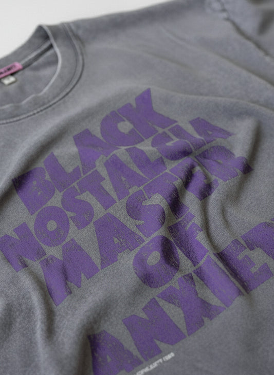 Camiseta NOSTALXIETY // Music - Black Nostalgia: Master of Anxiety