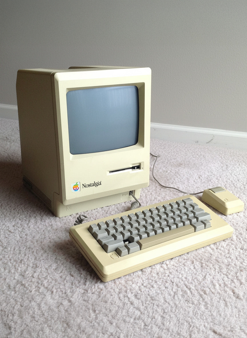 NOSTALXIETY™ T-shirt - Nostalgia // Skull Apple