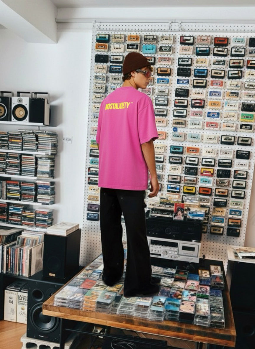 Camiseta NOSTALXIETY™ // Survival Kit Rewind - Pink