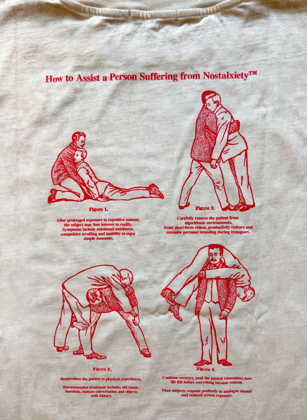 Camiseta - How To Assist A Person - Beige Faded
