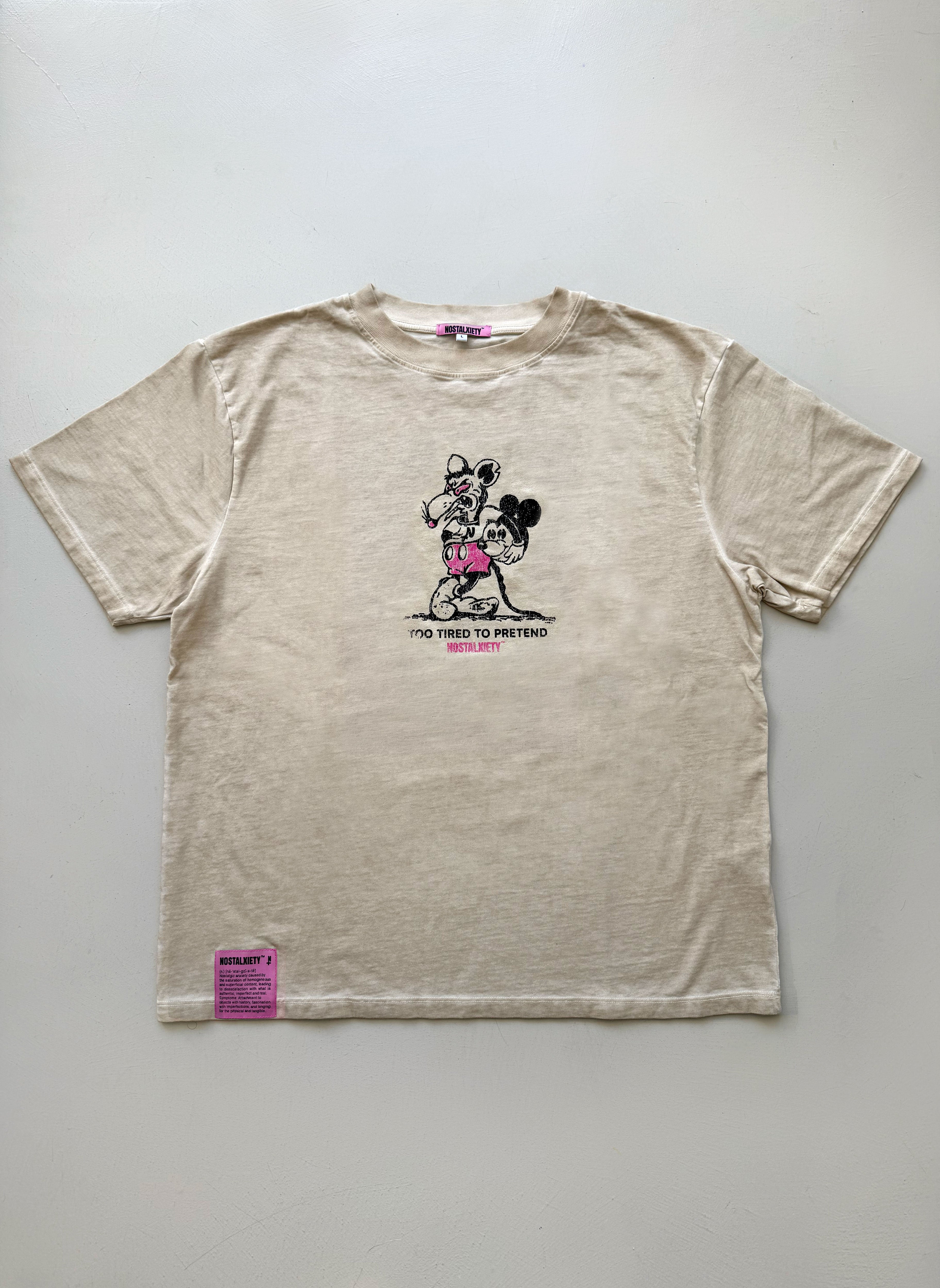 Camiseta - Too Tired To Pretend - Beige Faded