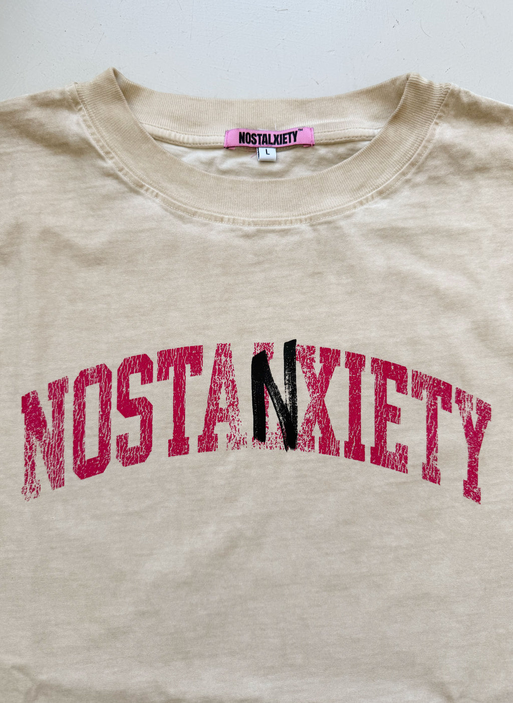 Camiseta UNIVERSITY - Sand faded