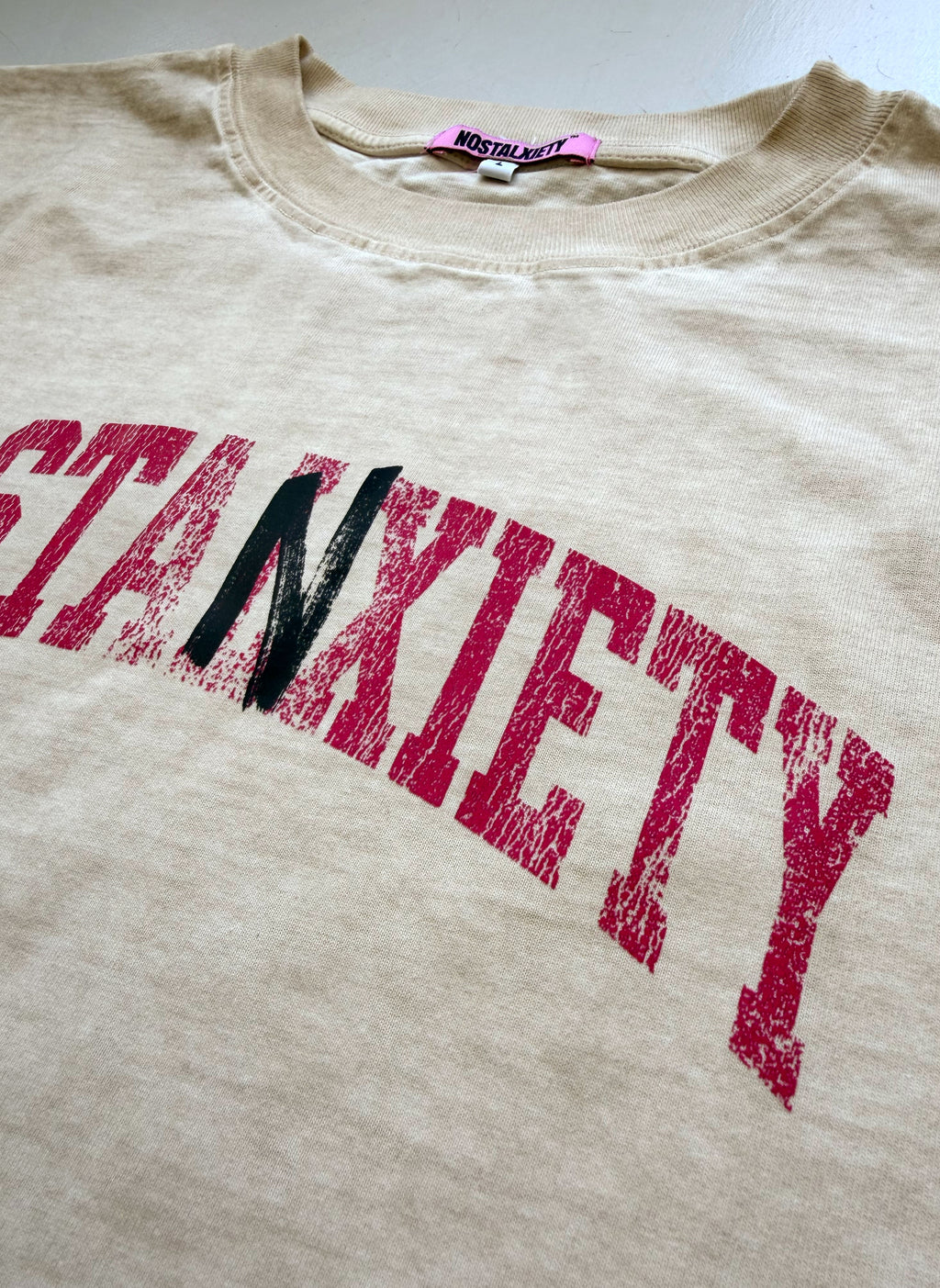 Camiseta UNIVERSITY - Sand faded