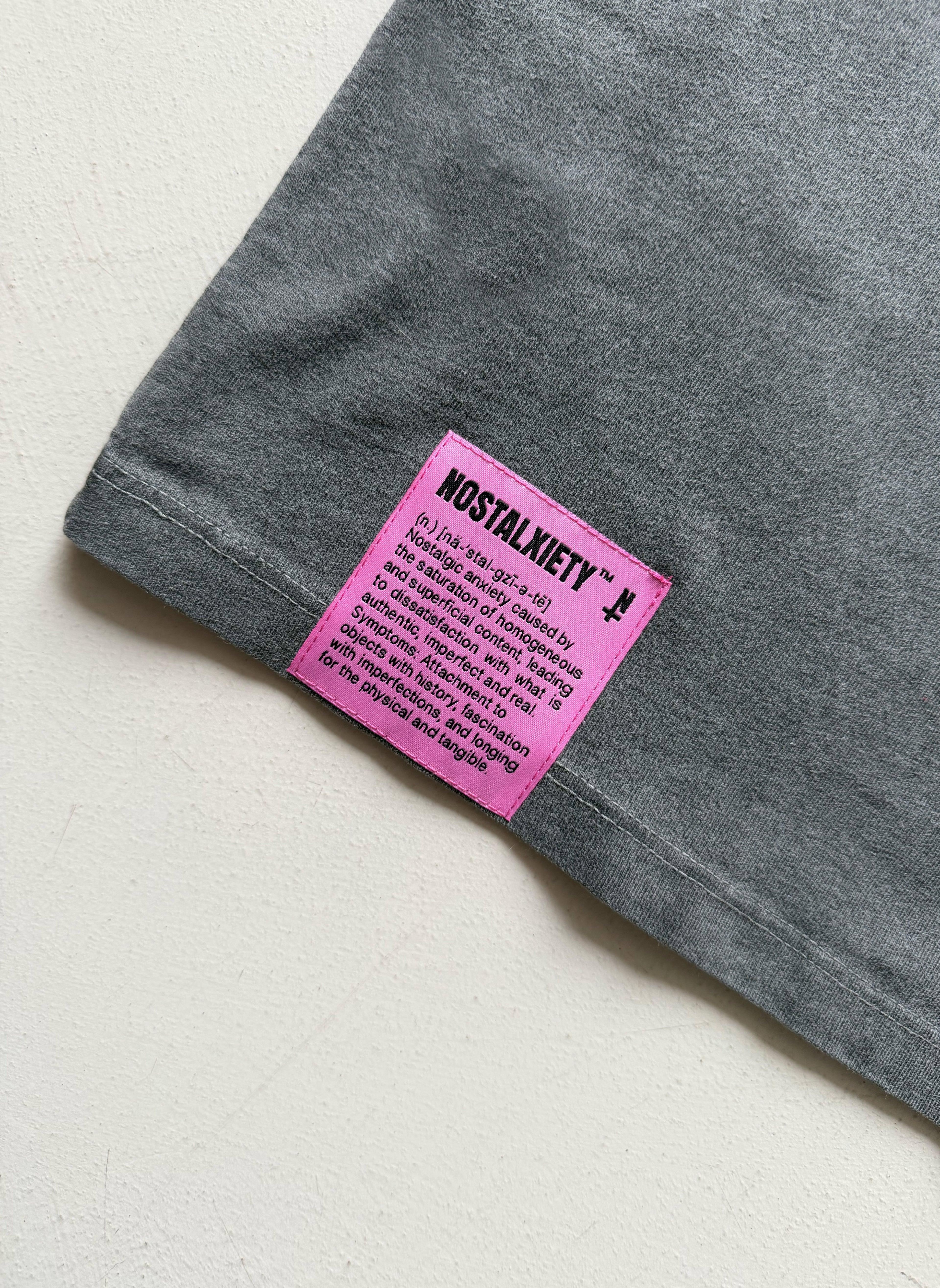 Camiseta FOREVER YOUNG - Bradvis & Butt-Reeves - Antracita Back