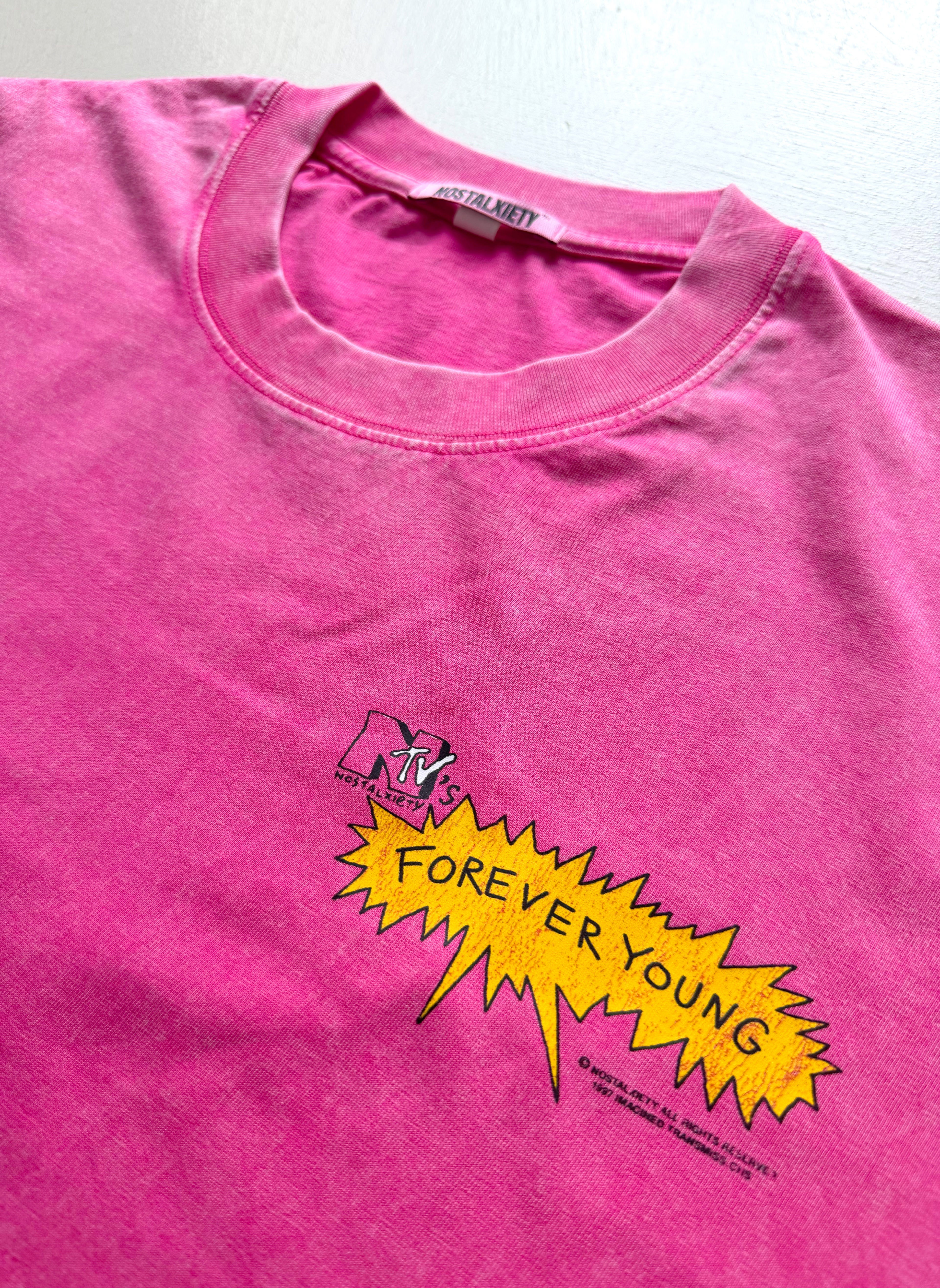 Camiseta oversize FOREVER YOUNG - Nostalxiety TV - Pink