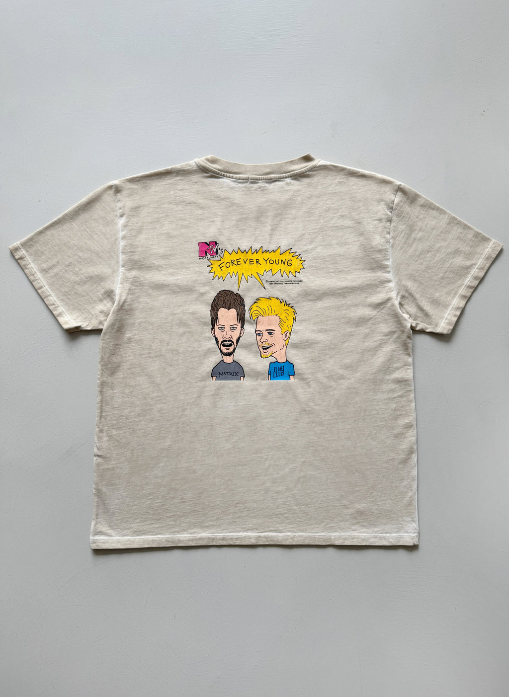 Camiseta FOREVER YOUNG - Bradvis & Butt-Reeves - Off White Back