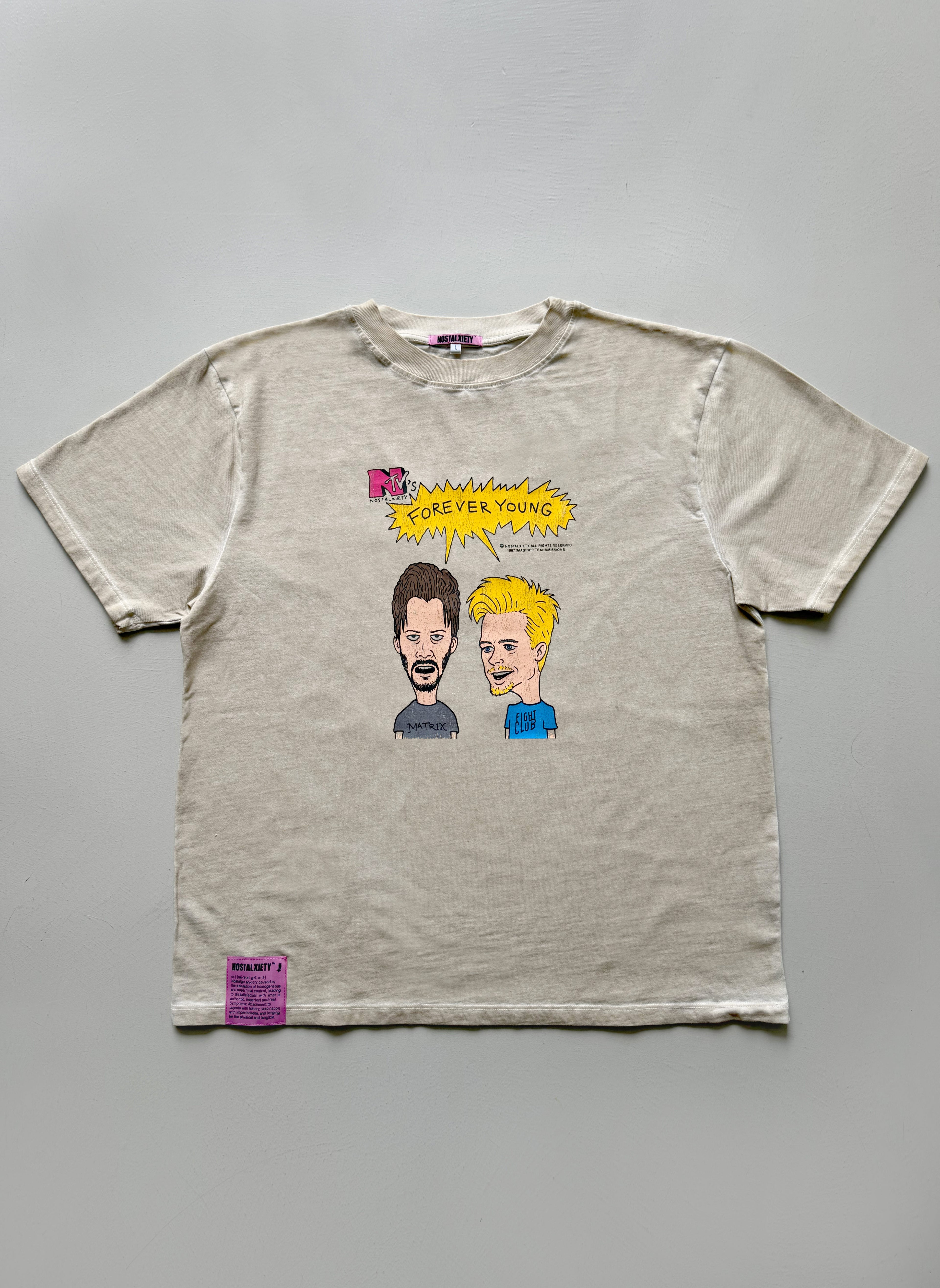 Camiseta FOREVER YOUNG - Bradvis & Butt-Reeves - Off White Front