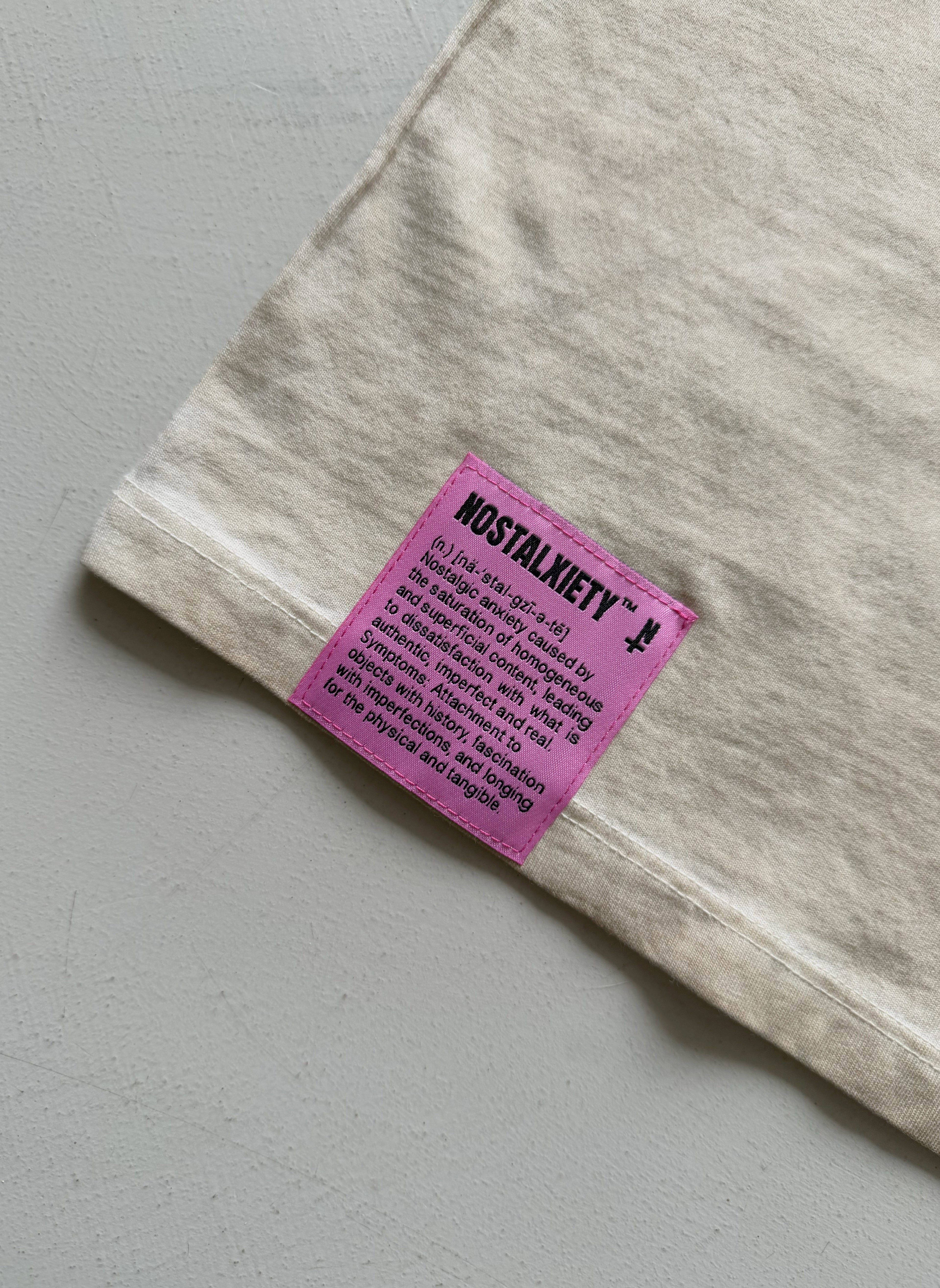 Camiseta FOREVER YOUNG - Bradvis & Butt-Reeves - Off White Front