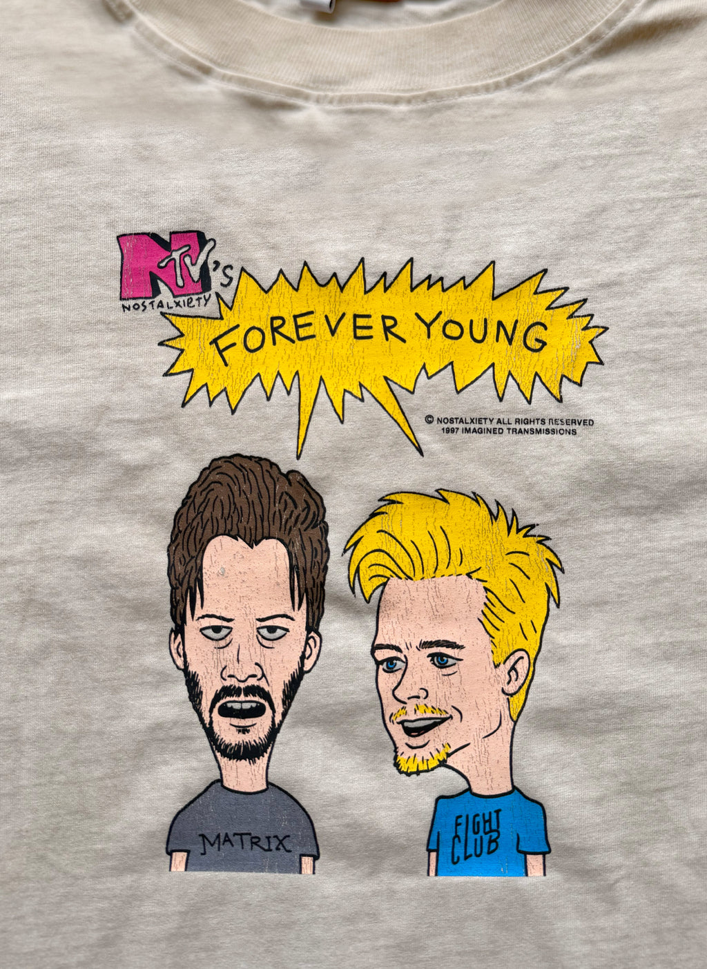 Camiseta FOREVER YOUNG - Bradvis & Butt-Reeves - Off White Front