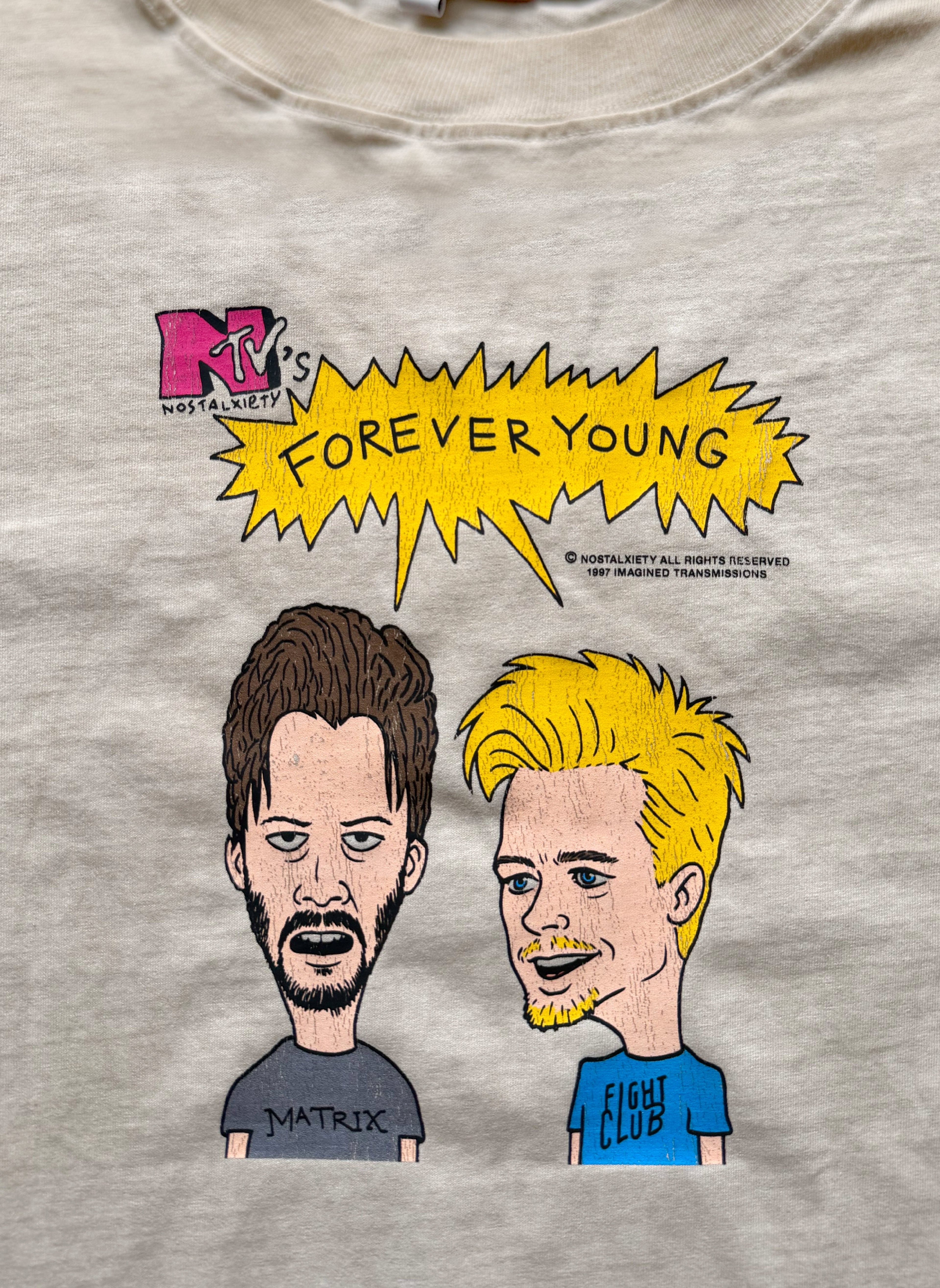 Camiseta FOREVER YOUNG - Bradvis & Butt-Reeves - Off White Front